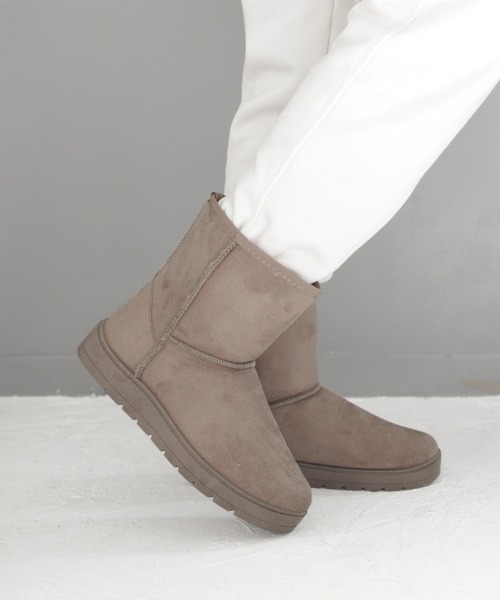 SOROTTO(ソロット)の「【軽量】シンプル ムートンブーツ(ブーツ・レディース・ブラック/ブラウン・S/M/L/LL)」の7枚目の写真