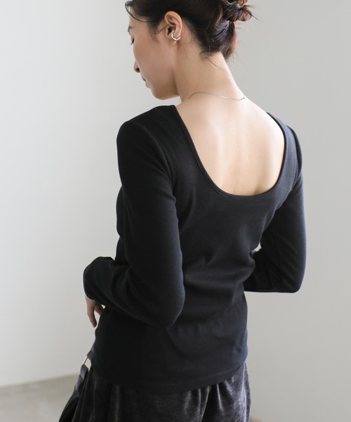 バックオープンカップ付きロングスリーブトップス（Tシャツ/カットソー