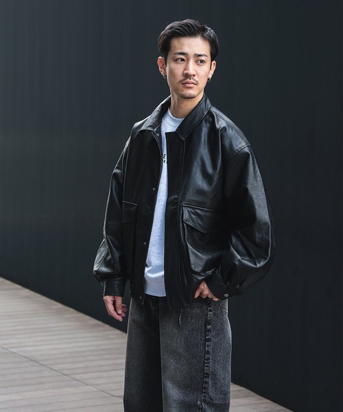 BEAMS HEART(ビームスハート)の「【完売間近】クラシック フェイクレザー ブルゾン/Classic Faux Leather Blouson(ユニセックス)(ブルゾン・メンズ・ブラック/ダークブラウン・LARGE/MEDIUM/SMALL)」の6枚目の写真