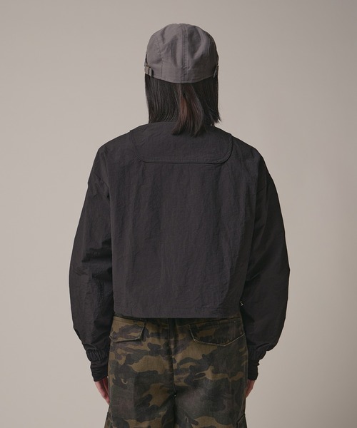 BLANK (ブランク)の「Multi Pocket Stand Neck blouson / マルチポケット スタンドネック ブルゾン 秋物 秋服 2026年秋冬(ブルゾン・レディース・ホワイト/ブラック/ベージュ・FREE)」の22枚目の写真