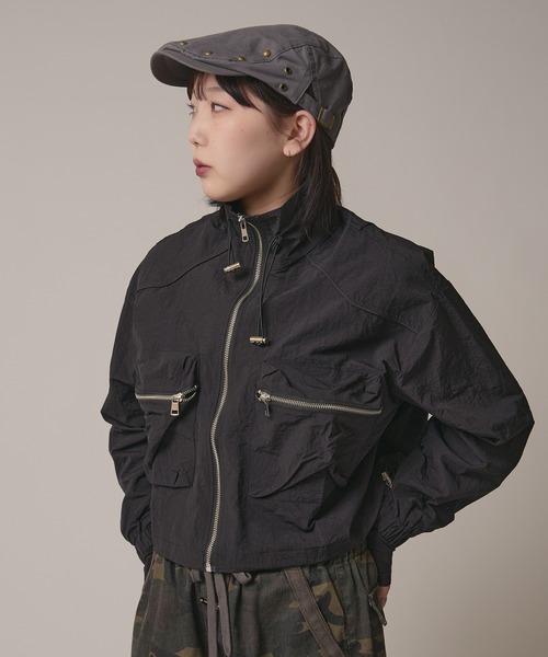 BLANK (ブランク)の「Multi Pocket Stand Neck blouson / マルチポケット スタンドネック ブルゾン 秋物 秋服 2026年秋冬(ブルゾン・レディース・ホワイト/ブラック/ベージュ・FREE)」の15枚目の写真