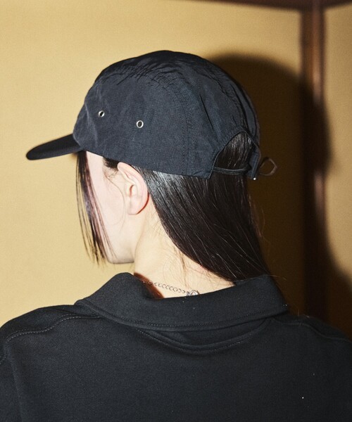 FREAK'S STORE(フリークスストア)の「UMBRO × FREAK'S STORE/アンブロ 別注 ナイロンジェットキャップ(キャップ・レディース・ナチュラル/ブラック・ONE SIZE)」の11枚目の写真