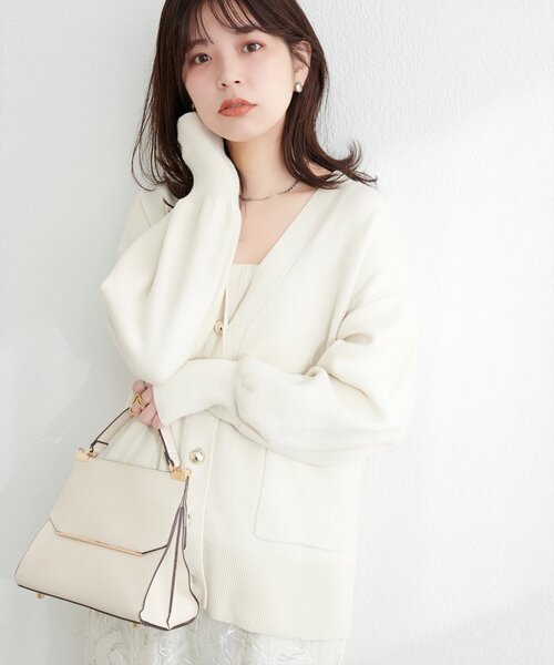 natural couture（ナチュラルクチュール）の「ぷっくり金ボタンミドルカーデ（カーディガン/ボレロ・レディース・チャコールグレー/アイボリー/ピンク/キャメル/イエロー・FREE）」の11枚目の写真