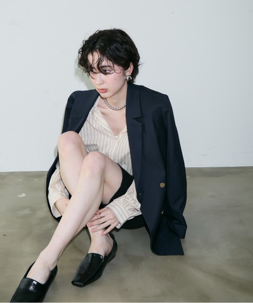 Trish（トリッシュ）の「金釦ダブルテーラーJK（テーラードジャケット・レディース・チャコールグレー/ブラック/ネイビー/ブラウン/その他・MEDIUM）」の4枚目の写真