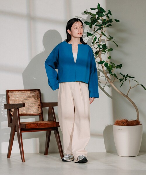 FREAK'S STORE(フリークスストア)の「ポンチ Vネックショートスウェット(スウェット・レディース・ブルー/チャコール・フリ-)」の11枚目の写真
