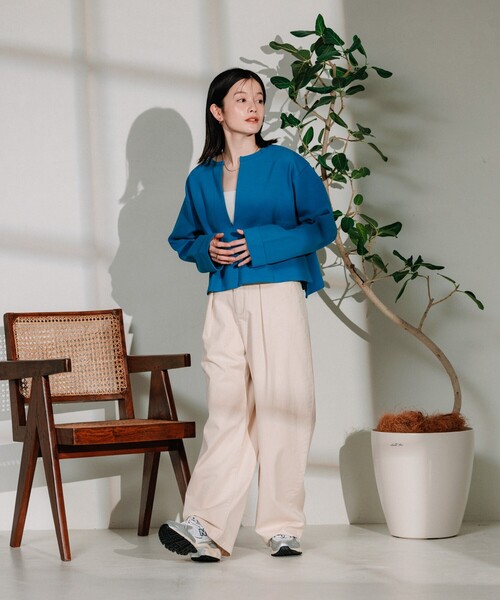 FREAK'S STORE(フリークスストア)の「ポンチ Vネックショートスウェット(スウェット・レディース・ブルー/チャコール・フリ-)」の12枚目の写真