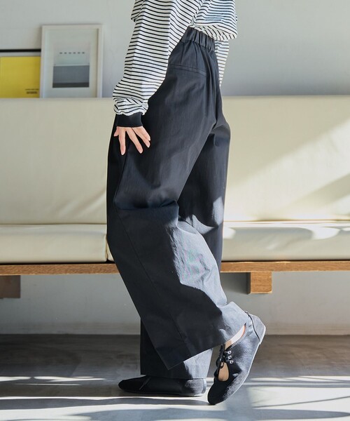 coen（コーエン）の「コットンナイロンツータックワイドパンツ（チノパンツ・レディース・オリーブ/ベージュ/ブラック・S/M）」の6枚目の写真