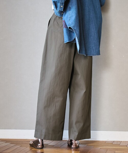 coen（コーエン）の「コットンナイロンツータックワイドパンツ（チノパンツ・レディース・オリーブ/ベージュ/ブラック・S/M）」の20枚目の写真