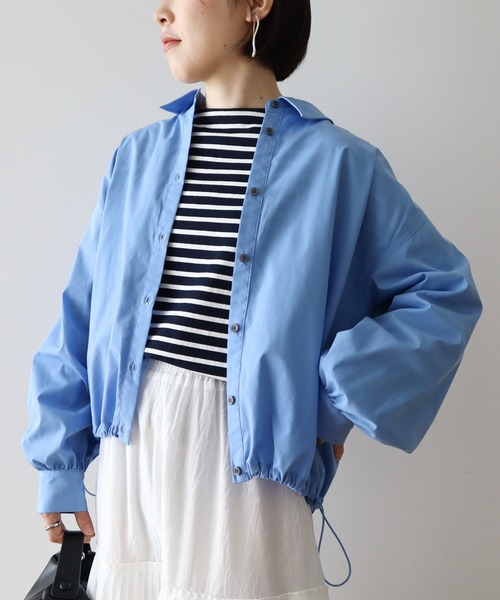 Green　Parks（グリーンパークス）の「イージーケア裾ドロストシャツ（シャツ/ブラウス・レディース・オフホワイト/グレー/ブルー/サックスブルー/グリーン/ベージュ・FREE）」の6枚目の写真