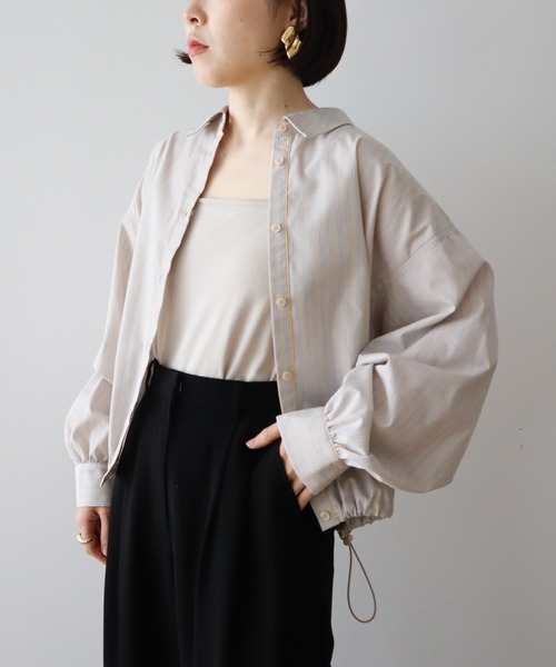 Green　Parks（グリーンパークス）の「イージーケア裾ドロストシャツ（シャツ/ブラウス・レディース・オフホワイト/グレー/ブルー/サックスブルー/グリーン/ベージュ・FREE）」の8枚目の写真