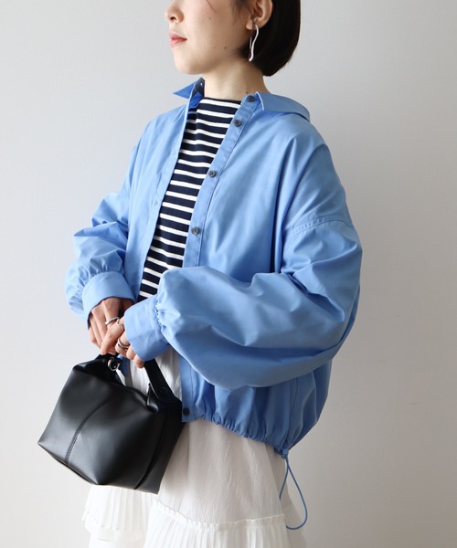 Green　Parks（グリーンパークス）の「イージーケア裾ドロストシャツ（シャツ/ブラウス・レディース・オフホワイト/グレー/ブルー/サックスブルー/グリーン/ベージュ・FREE）」の12枚目の写真