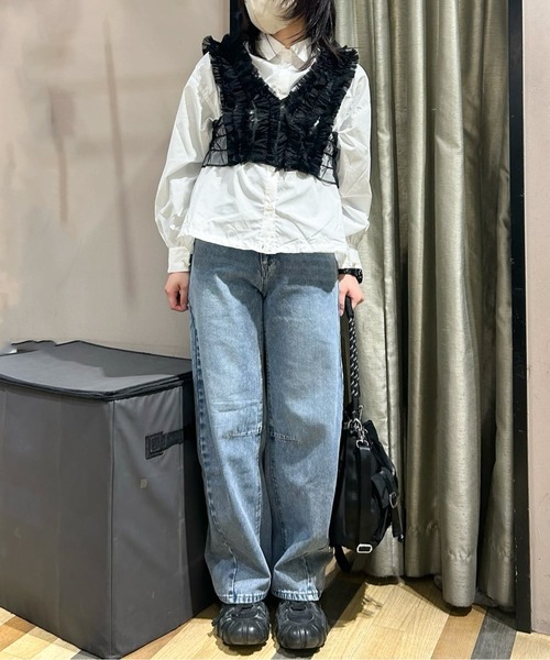 Green　Parks（グリーンパークス）の「イージーケア裾ドロストシャツ（シャツ/ブラウス・レディース・オフホワイト/グレー/ブルー/サックスブルー/グリーン/ベージュ・FREE）」の18枚目の写真