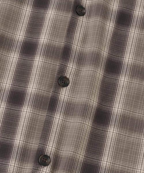 SENSE OF PLACE by URBAN RESEARCH（センスオブプレイスバイアーバンリサーチ）の「『ユニセックス』『イージーケア』カラールーズシャツ（シャツ/ブラウス・メンズ・チャコールグレー/ネイビー/ライトグレー/ブラウン/ライトベージュ/ライトブルー・MEDIUM/LARGE）」の9枚目の写真