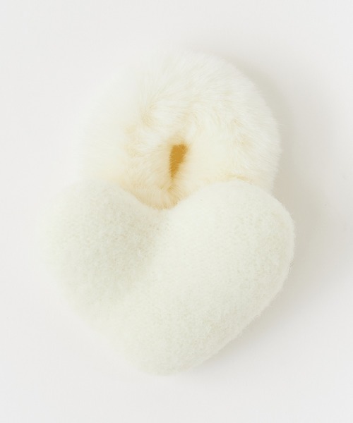 ROOPTOKYO(ループトウキョウ)の「Fluffy chou chou with heart/ハート付き もこもこシュシュ(シュシュ・レディース・イエロー/オレンジ/ピンク系1/ピンク系2/ブラウン/レッド/ホワイト・FREE)」の2枚目の写真