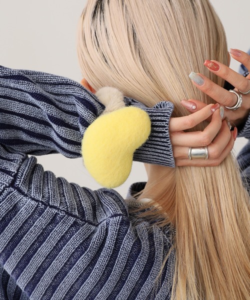 ROOPTOKYO(ループトウキョウ)の「Fluffy chou chou with heart/ハート付き もこもこシュシュ(シュシュ・レディース・イエロー/オレンジ/ピンク系1/ピンク系2/ブラウン/レッド/ホワイト・FREE)」の9枚目の写真