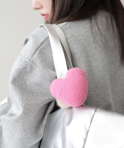 ROOPTOKYO(ループトウキョウ)の「Fluffy chou chou with heart/ハート付き もこもこシュシュ(シュシュ・レディース・イエロー/オレンジ/ピンク系1/ピンク系2/ブラウン/レッド/ホワイト・FREE)」の18枚目の写真