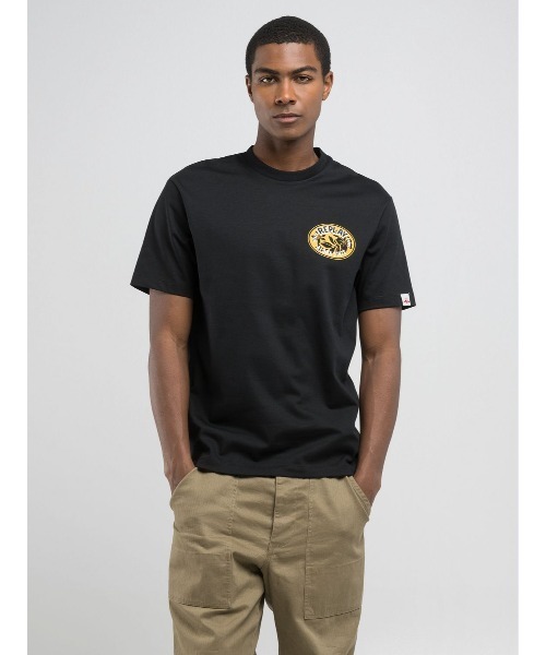 REPLAY（リプレイ）の「リラックスフィット ヘビーコットンジャ－ジーHAWAIANプリントＴシャツ（Tシャツ/カットソー・メンズ・ホワイト系その他/ブラック・SMALL/MEDIUM/LARGE/X-LARGE）」の2枚目の写真