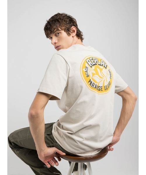 REPLAY（リプレイ）の「リラックスフィット ヘビーコットンジャ－ジーHAWAIANプリントＴシャツ（Tシャツ/カットソー・メンズ・ホワイト系その他/ブラック・SMALL/MEDIUM/LARGE/X-LARGE）」の3枚目の写真