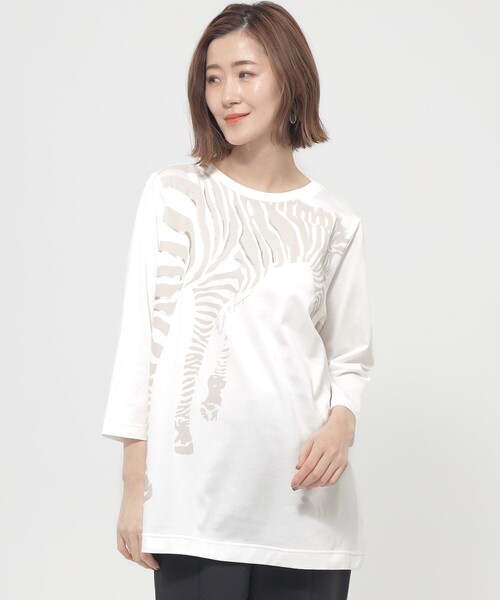 EVEX by KRIZIA(エヴェックスバイクリツィア)の「【ウォッシャブル】ゼブラバックプリントチュニックカットソー(Tシャツ/カットソー・レディース・オフホワイト/ダークネイビー/ピンク・40/42)」の2枚目の写真