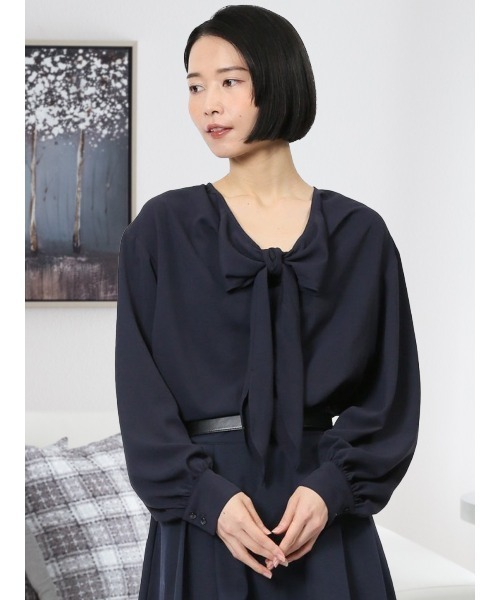 m.f.editorial（エムエフエディトリアル）の「【ハンドウォッシャブル】m.f.エディトリアル レディース リボン プルオーバーチュニック（シャツ/ブラウス・レディース・ホワイト/ネイビー/サックスブルー・FREE）」の3枚目の写真