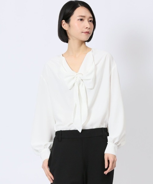 m.f.editorial（エムエフエディトリアル）の「【ハンドウォッシャブル】m.f.エディトリアル レディース リボン プルオーバーチュニック（シャツ/ブラウス・レディース・ホワイト/ネイビー/サックスブルー・FREE）」の2枚目の写真