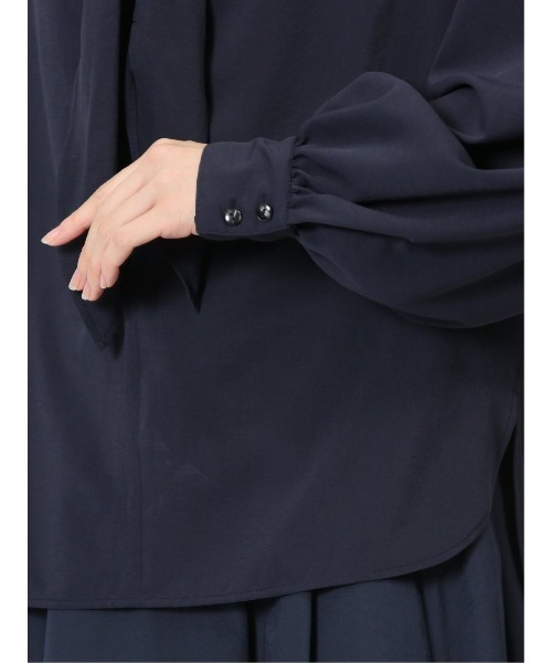 m.f.editorial（エムエフエディトリアル）の「【ハンドウォッシャブル】m.f.エディトリアル レディース リボン プルオーバーチュニック（シャツ/ブラウス・レディース・ホワイト/ネイビー/サックスブルー・FREE）」の5枚目の写真