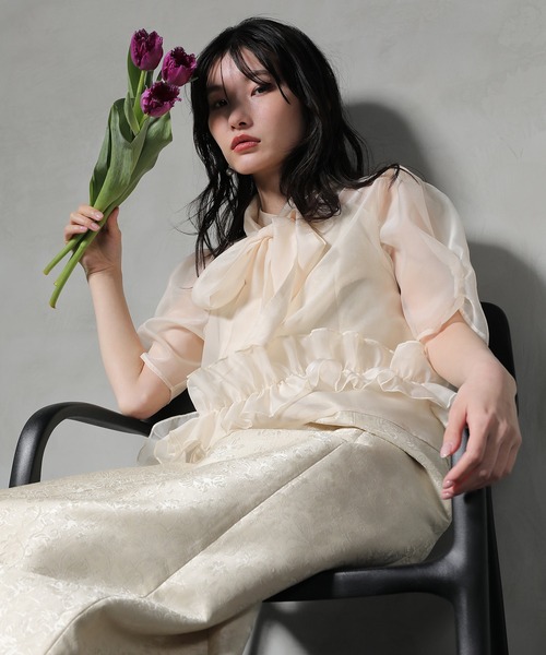 Kana（カナ）の「シアーボウタイリボン ブラウス ジャガードキャミ