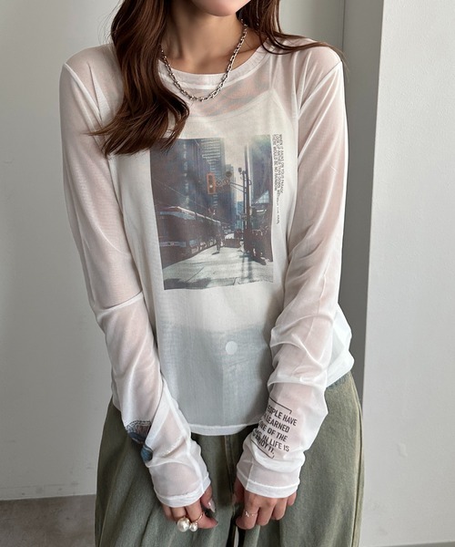 apres jour mignon(アプレジュールミニョン)の「シアープリントTシャツ【ZOZOTOWN限定アイテム】(Tシャツ/カットソー・レディース・オフホワイト/グレー/アイボリー・フリー/X-LARGE)」の6枚目の写真
