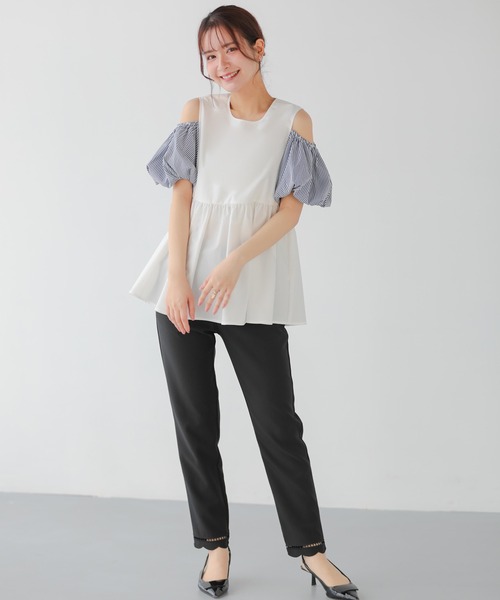 Fit more(フィットモア)の「ボーダーオープンショルダーペプラムトップス(その他トップス・レディース・ブラック/ホワイト・FREE)」の4枚目の写真