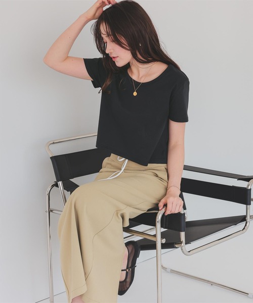 titivate（ティティベイト）の「汗染み防止コンパクトTシャツ（Tシャツ/カットソー・レディース・ホワイト系その他/ホワイト/チャコール/ブラック/ブルーグレー/ライトピンク/グレー/グレイッシュベージュ/ブラウン/ライトイエロー・S/M/L）」の13枚目の写真