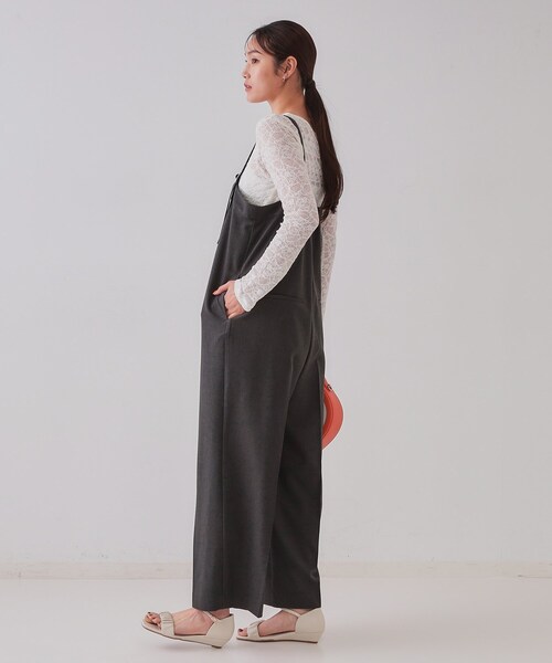OPAQUE.CLIP(オペークドットクリップ)の「◆シアーレーストップス【洗濯機洗い可】(Tシャツ/カットソー・レディース・ブラック/オフホワイト/ダークグレー・38/40/42)」の6枚目の写真
