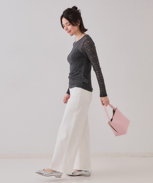 OPAQUE.CLIP(オペークドットクリップ)の「◆シアーレーストップス【洗濯機洗い可】(Tシャツ/カットソー・レディース・ブラック/オフホワイト/ダークグレー・38/40/42)」の10枚目の写真