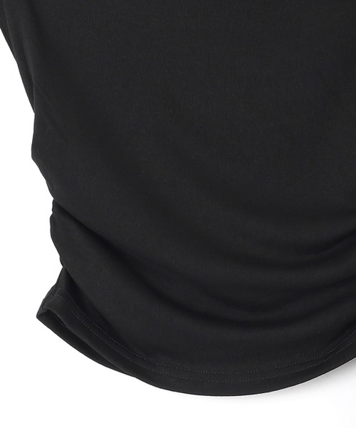 M DOLLY(エムドリー)の「off shoulder ribbon short tops/オフショルダーリボンショートトップス(Tシャツ/カットソー・レディース・ブラック/ホワイト・M/S)」の8枚目の写真