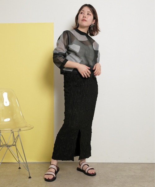 palm RICHE（ポームリシュ）の「【前後2WAY】ジオメトリック柄 ジャガードシアーカーデ（カーディガン/ボレロ・レディース・ホワイト/グリーン/ブラック・M）」の10枚目の写真