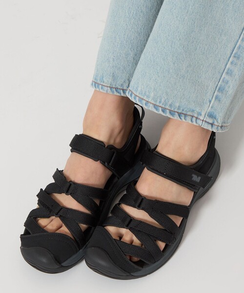 Teva（テバ）の「＜Teva＞ティラ スポーツ CT サンダル（サンダル・レディース・オフホワイト/ブラック・5/6/7/8）」の2枚目の写真