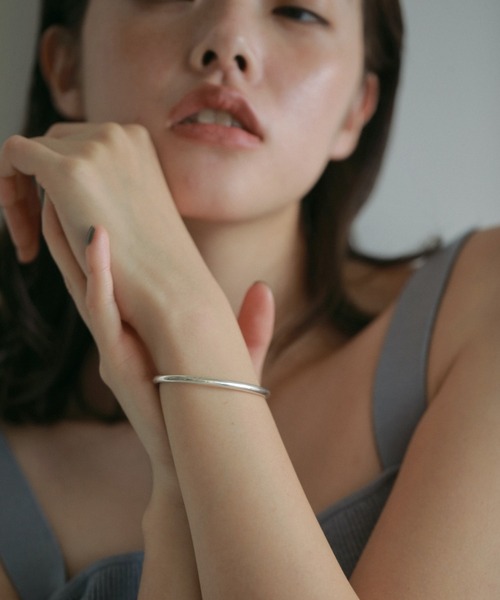anuke（アンヌーク）の「Motif Chain Bracelet（ブレスレット