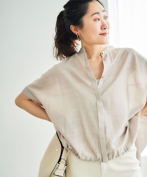 le.coeur blanc（ルクールブラン）の「《手洗い可能》シアー麻シャンブレードロストギャザーシャツ（シャツ/ブラウス・レディース・ベージュ/ブルー/ダークグレー・38）」の2枚目の写真