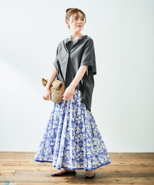 le.coeur blanc（ルクールブラン）の「《手洗い可能》シアー麻シャンブレードロストギャザーシャツ（シャツ/ブラウス・レディース・ベージュ/ブルー/ダークグレー・38）」の16枚目の写真