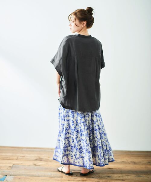 le.coeur blanc（ルクールブラン）の「《手洗い可能》シアー麻シャンブレードロストギャザーシャツ（シャツ/ブラウス・レディース・ベージュ/ブルー/ダークグレー・38）」の18枚目の写真