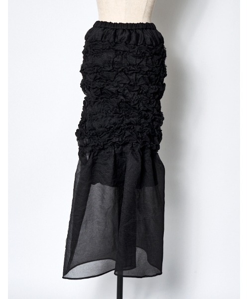RUMCHE（ラムシェ）の「Organdy Shirring Skirt / オーガンジーシャーリングスカート（スカート・レディース・ブラック・FREE）」の6枚目の写真