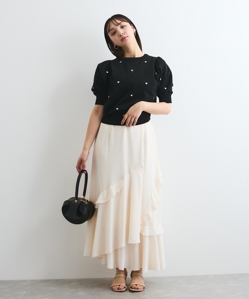 QUEENS COURT(クイーンズコート)の「ハート柄ボリュームスリーブニットプルオーバー≪手洗い可能≫(ニット/セーター・レディース・ブラック/オフホワイト・M)」の21枚目の写真