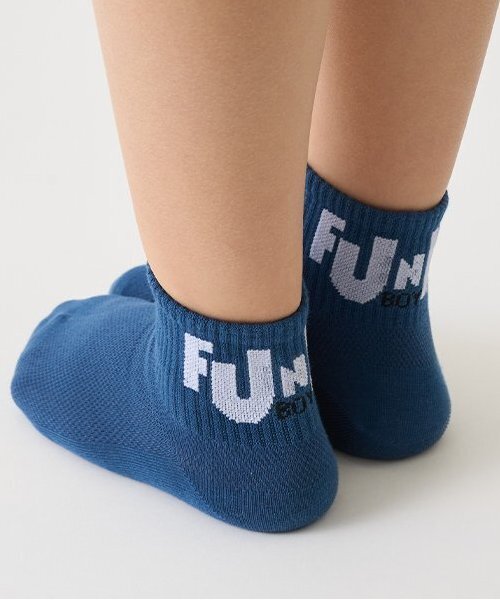 b・ROOM(ビールーム)の「FUNKY BOYソックス(ソックス/靴下・キッズ・ブラック/アイボリー/ブルー系その他/マスタード/黄緑系・L/M)」の7枚目の写真