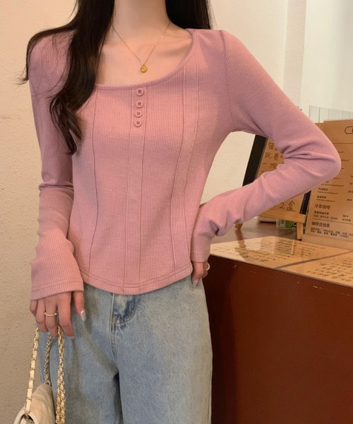 2ly2（トゥーリートゥー）の「フェミニンな魅力たっぷり♪スクエアネックリブトップス（Tシャツ/カットソー・レディース・ベージュ/ピンク/ダークグレー・FREE）」の14枚目の写真