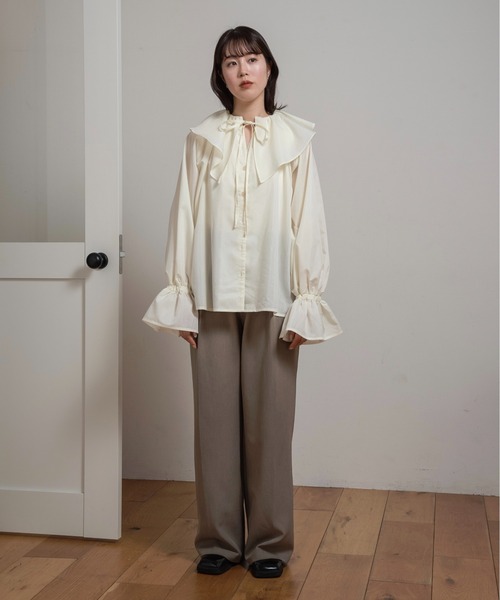 lawgy(ラウジー)の「big collar frill string blouse / ビッグカラーフリルストリングブラウス(シャツ/ブラウス・レディース・ブルー/ホワイト/クリーム・FREE)」の8枚目の写真