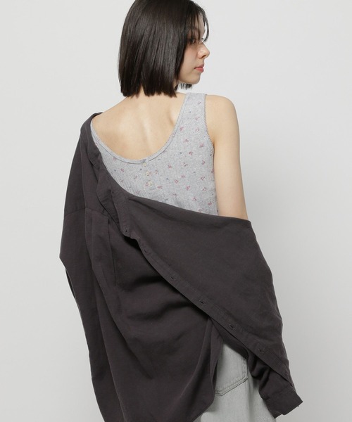 niko and...（ニコアンド）の「小花アイレットテレコタンクトップ（タンクトップ・レディース・ネイビー/オフホワイト/グレー・LARGE/MEDIUM）」の11枚目の写真