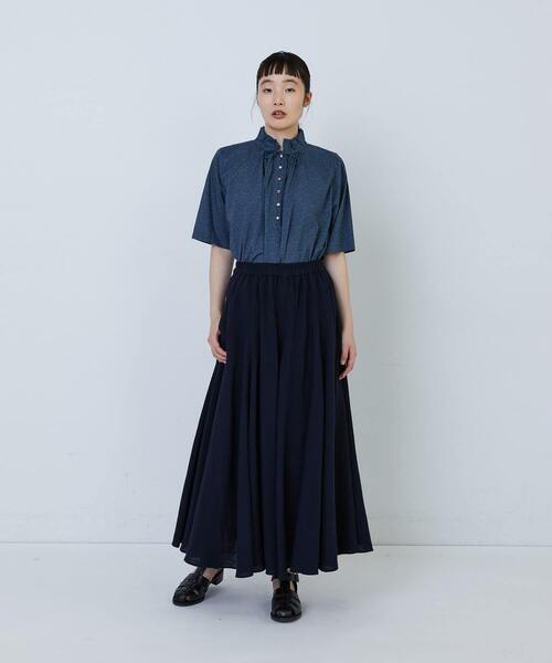 LOISIR（ロワズィール）の「【MTサイズ有り】レーヨンリネンスラブローンフレアースカート（スカート・レディース・キナリ/ネイビー・M/MT）」の4枚目の写真