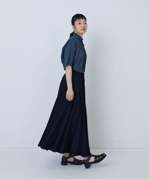 LOISIR（ロワズィール）の「【MTサイズ有り】レーヨンリネンスラブローンフレアースカート（スカート・レディース・キナリ/ネイビー・M/MT）」の6枚目の写真