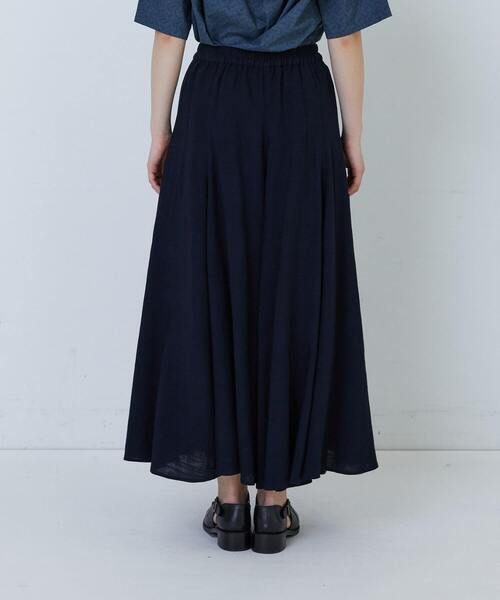 LOISIR（ロワズィール）の「【MTサイズ有り】レーヨンリネンスラブローンフレアースカート（スカート・レディース・キナリ/ネイビー・M/MT）」の10枚目の写真