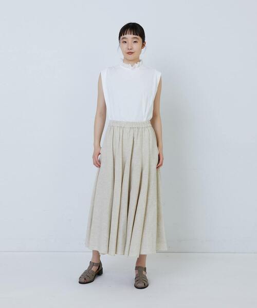 LOISIR（ロワズィール）の「【MTサイズ有り】レーヨンリネンスラブローンフレアースカート（スカート・レディース・キナリ/ネイビー・M/MT）」の13枚目の写真