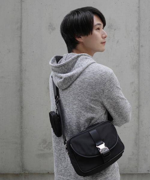 LOWELL things（ロウェル　シングス）の「ABILITY/ナイロンボディバッグ/男女兼用（ボディバッグ/ウエストポーチ・レディース・ブラック/カーキ・フリー）」の7枚目の写真